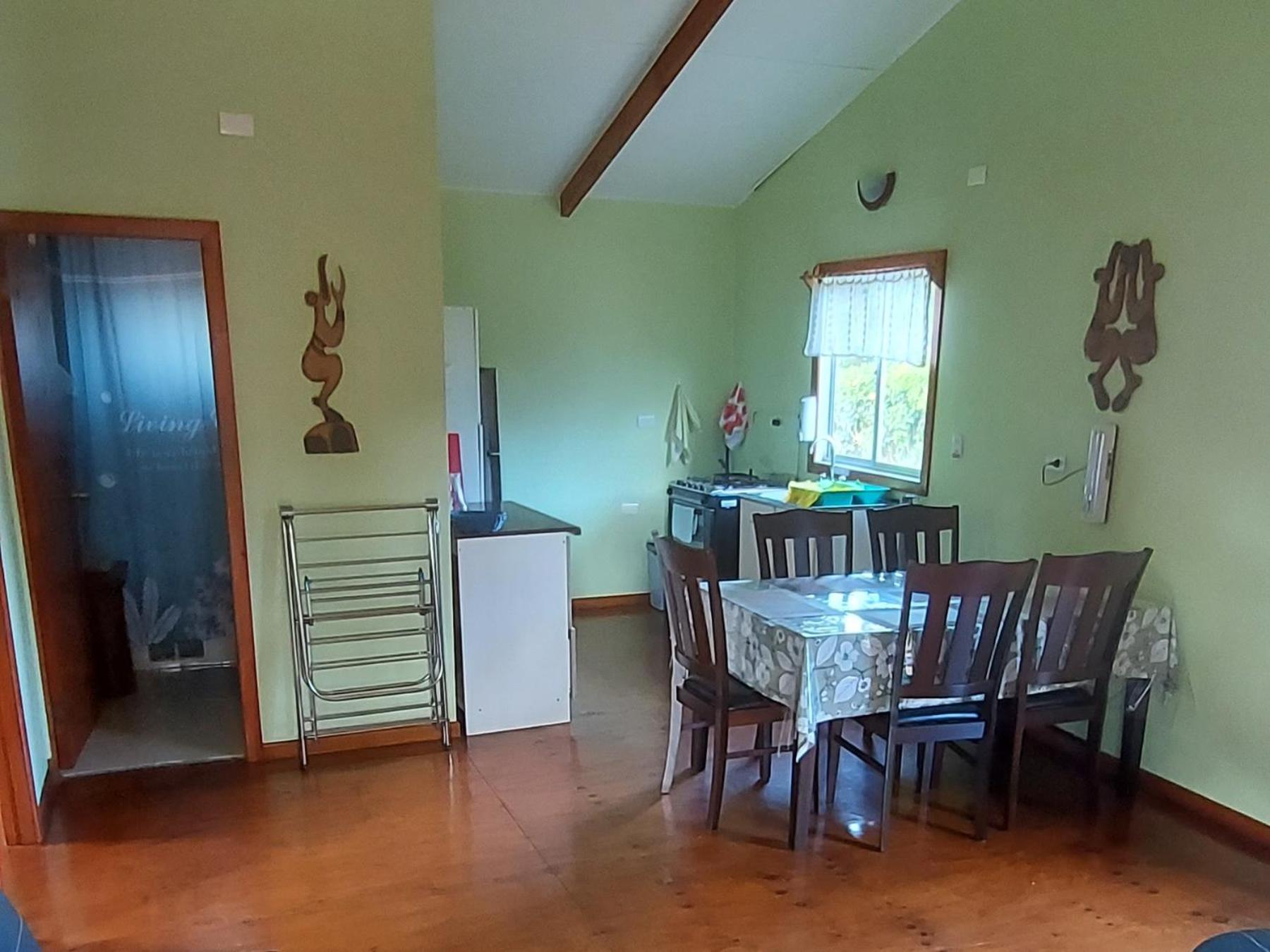 Uka Vaikava Hanga Roa Exterior foto