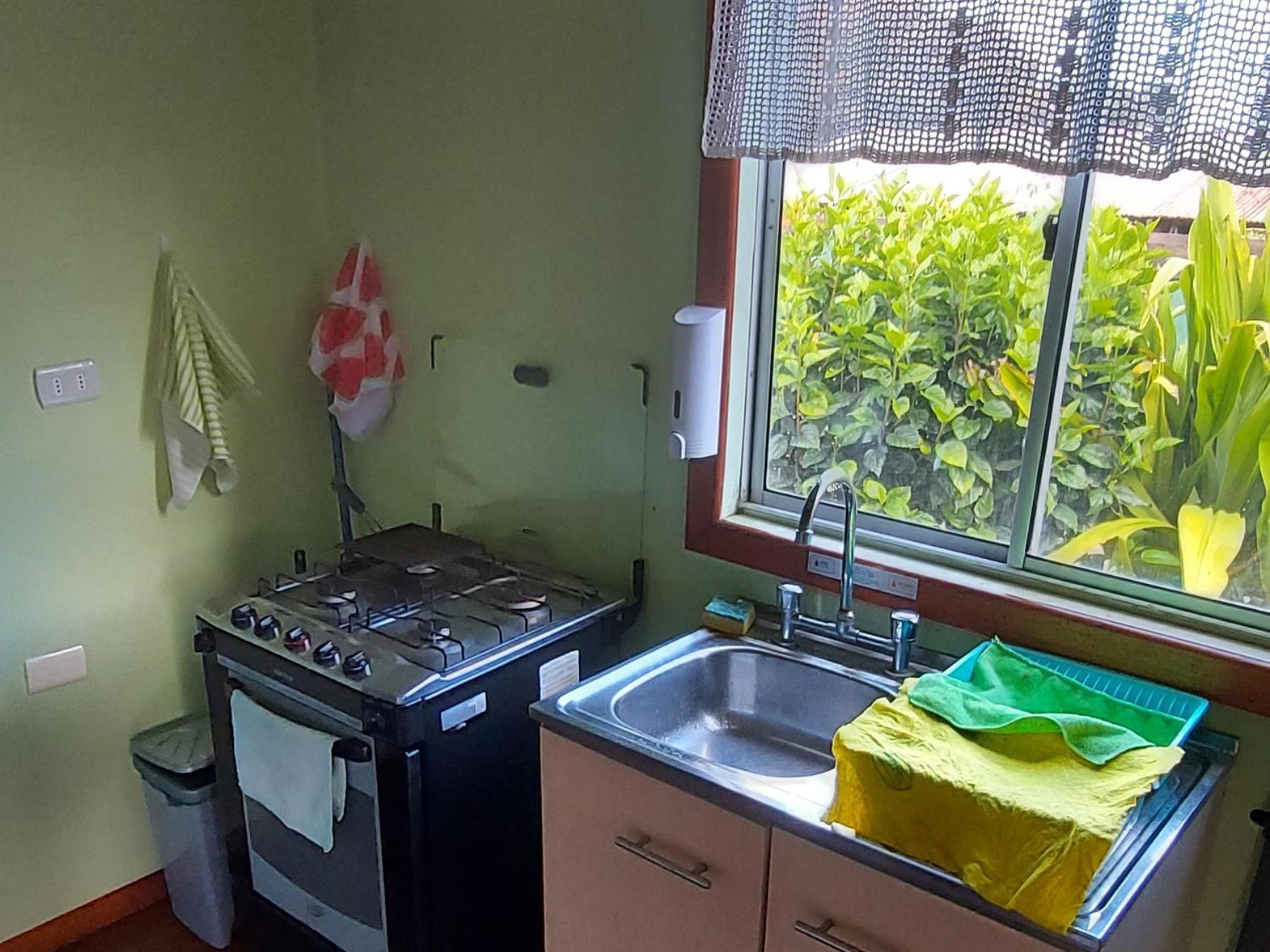 Uka Vaikava Hanga Roa Exterior foto